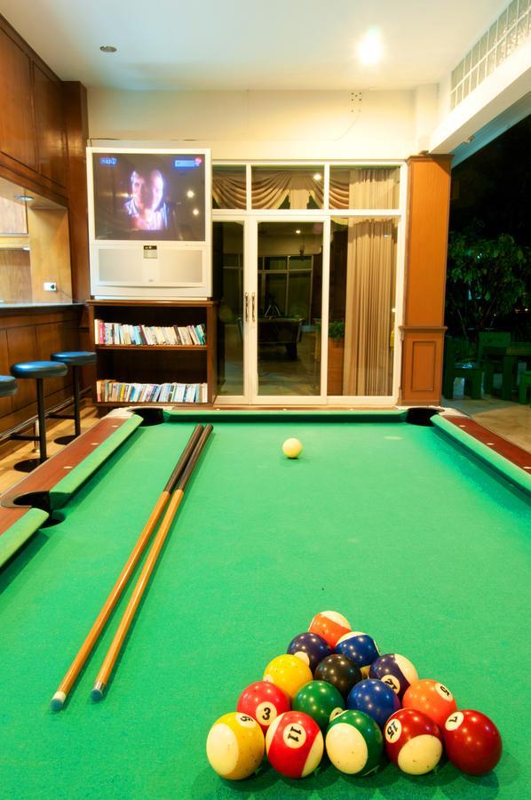 Hua Hin Condotel & Resort Taweeporn Extérieur photo