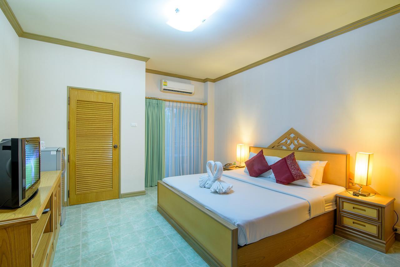 Hua Hin Condotel & Resort Taweeporn Extérieur photo